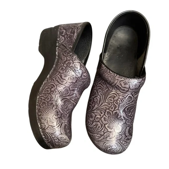 DANSKO Professional Tooled Grey Patent Clog 40 US 9.5-10 Leather Comfort Shoes - Picture 5 of 17